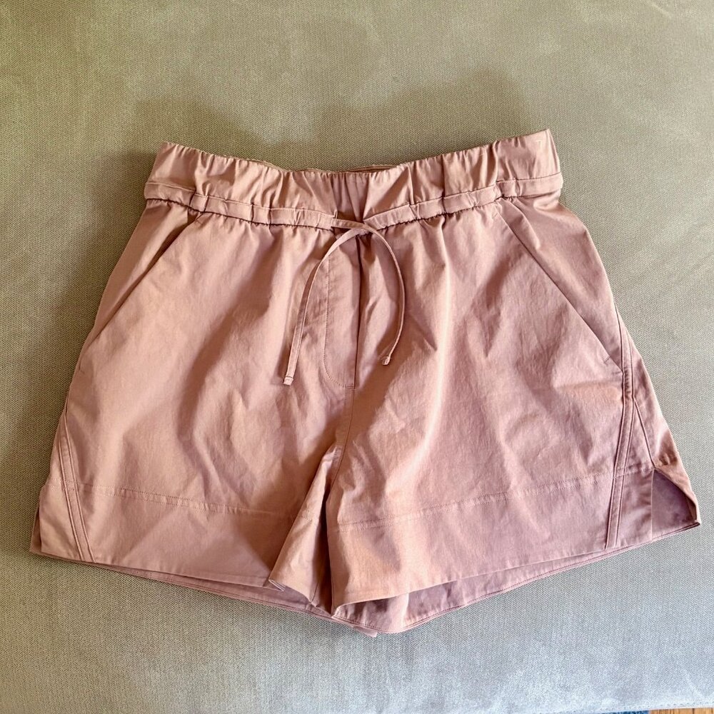 Lululemon Cinchable Waist High-Rise Woven Shorts